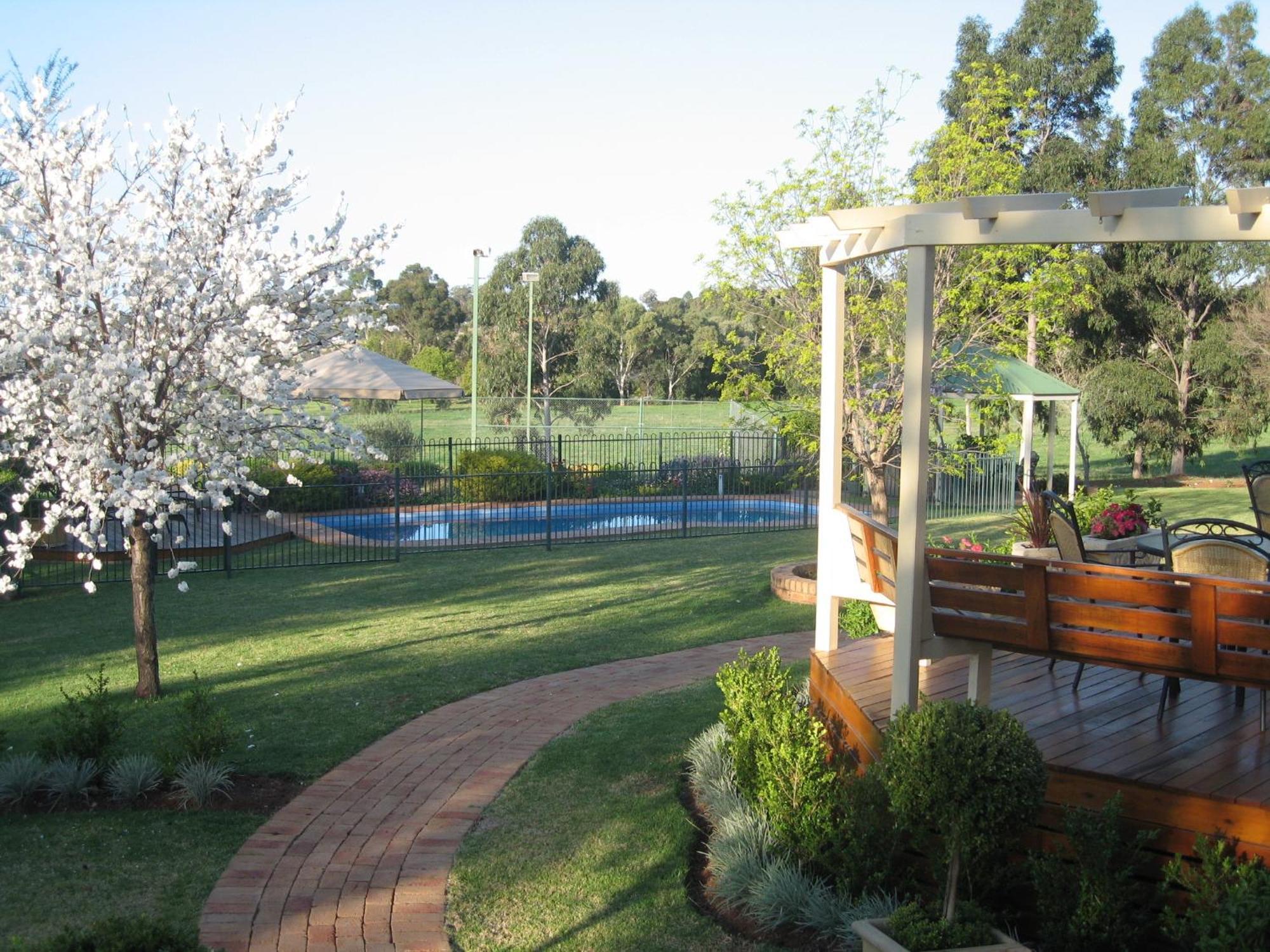 Pericoe Retreat Bed and Breakfast Dubbo Exteriör bild